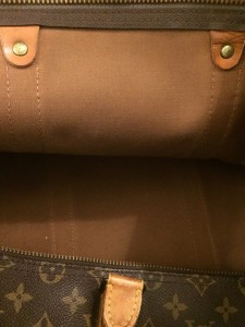 Is it possible to tell if a Louis Vuitton is real or not just by looking at  it, and how can one tell if it's authentic or not without opening the bag (
